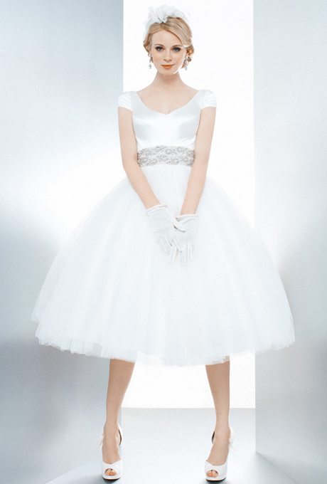 Chic, Audrey-Inspired Retro Wedding Gowns | | TopWeddingSites.com