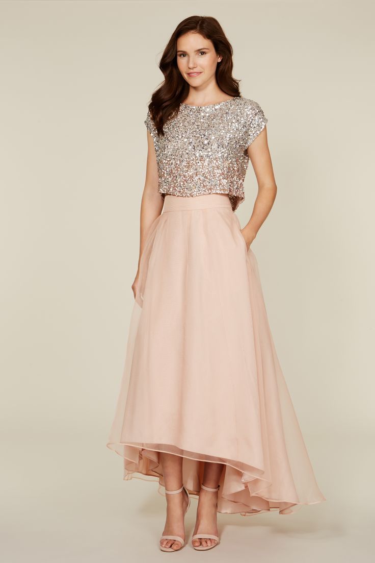 Gorgeous Party Dresses for Your Wedding Reception