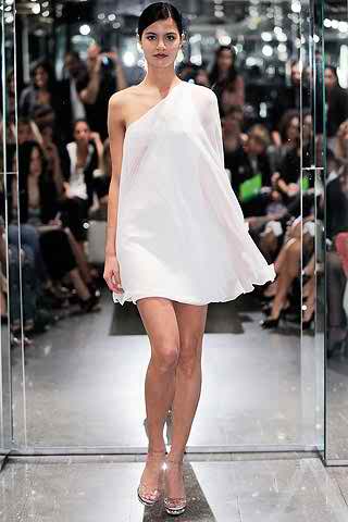 Calvin Klein wedding dresses | | TopWeddingSites.com