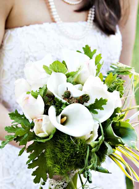 Short bridal bouquets | | TopWeddingSites.com