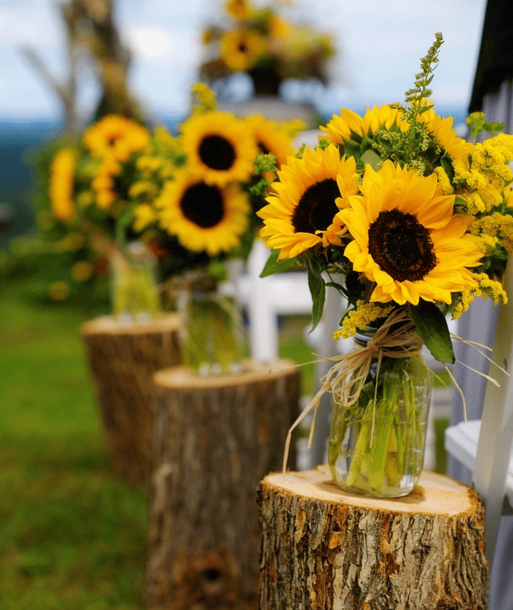 Sunflower Theme Weddings | | TopWeddingSites.com