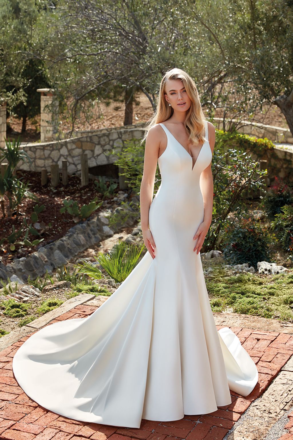 Wedding Gowns  Buy Wedding Wear Gown Online at Best Price